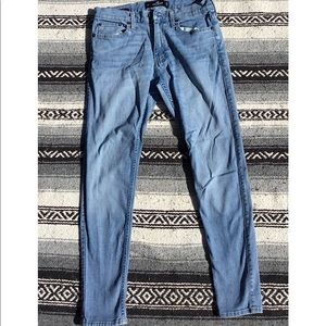 Hollister light wash skinny jeans